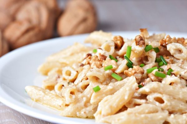 Pasta with Walnuts and Chives
